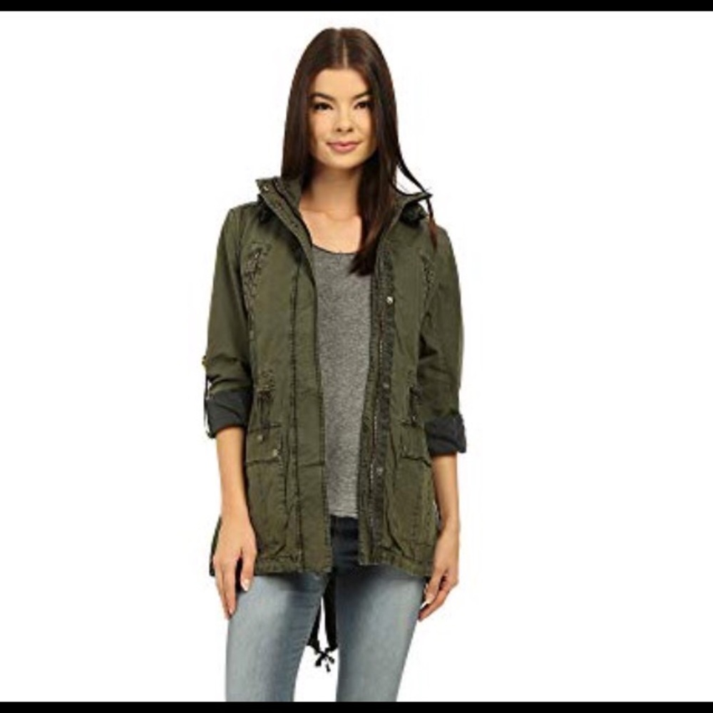 Levi’s light weight parka army green jacket women
